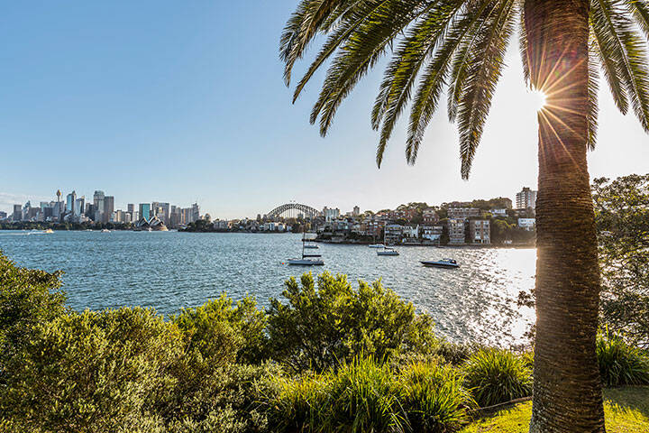 Cremorne Point with views of Sydney Harbour. 